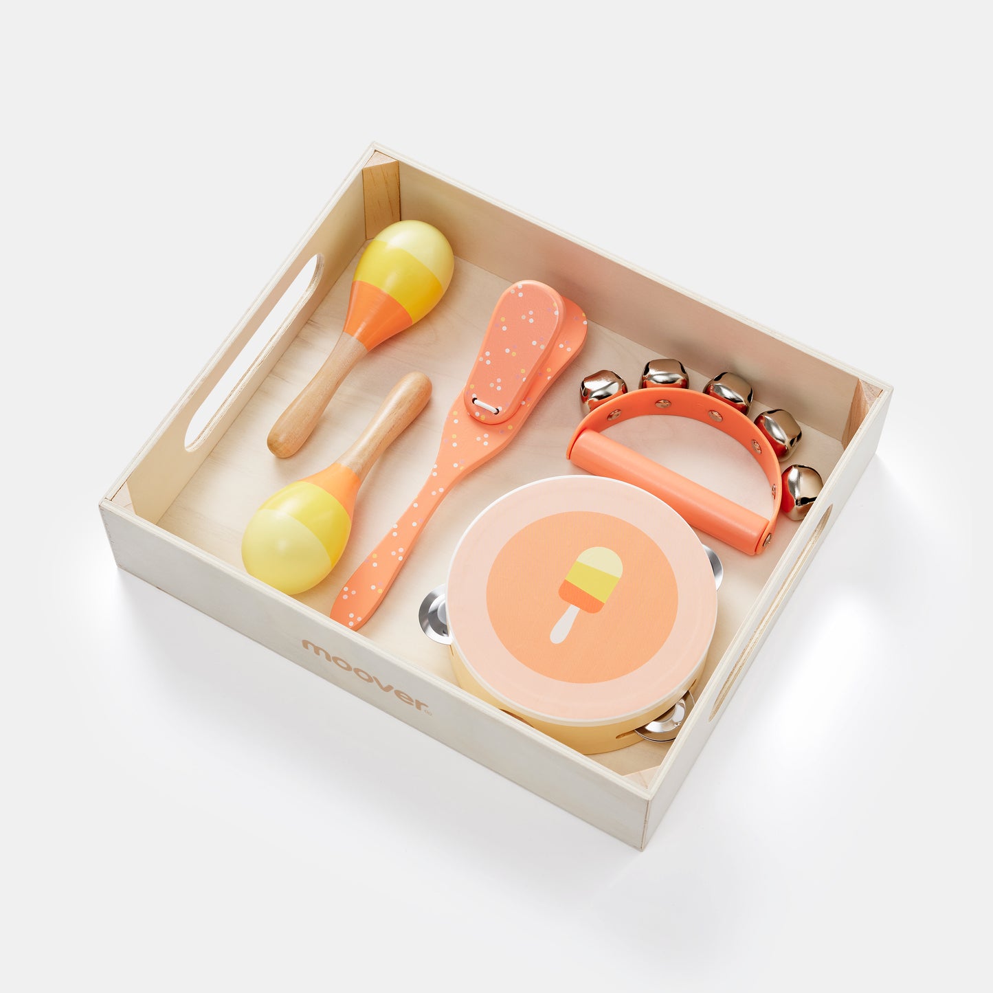 Music set ice cream in wooden tray