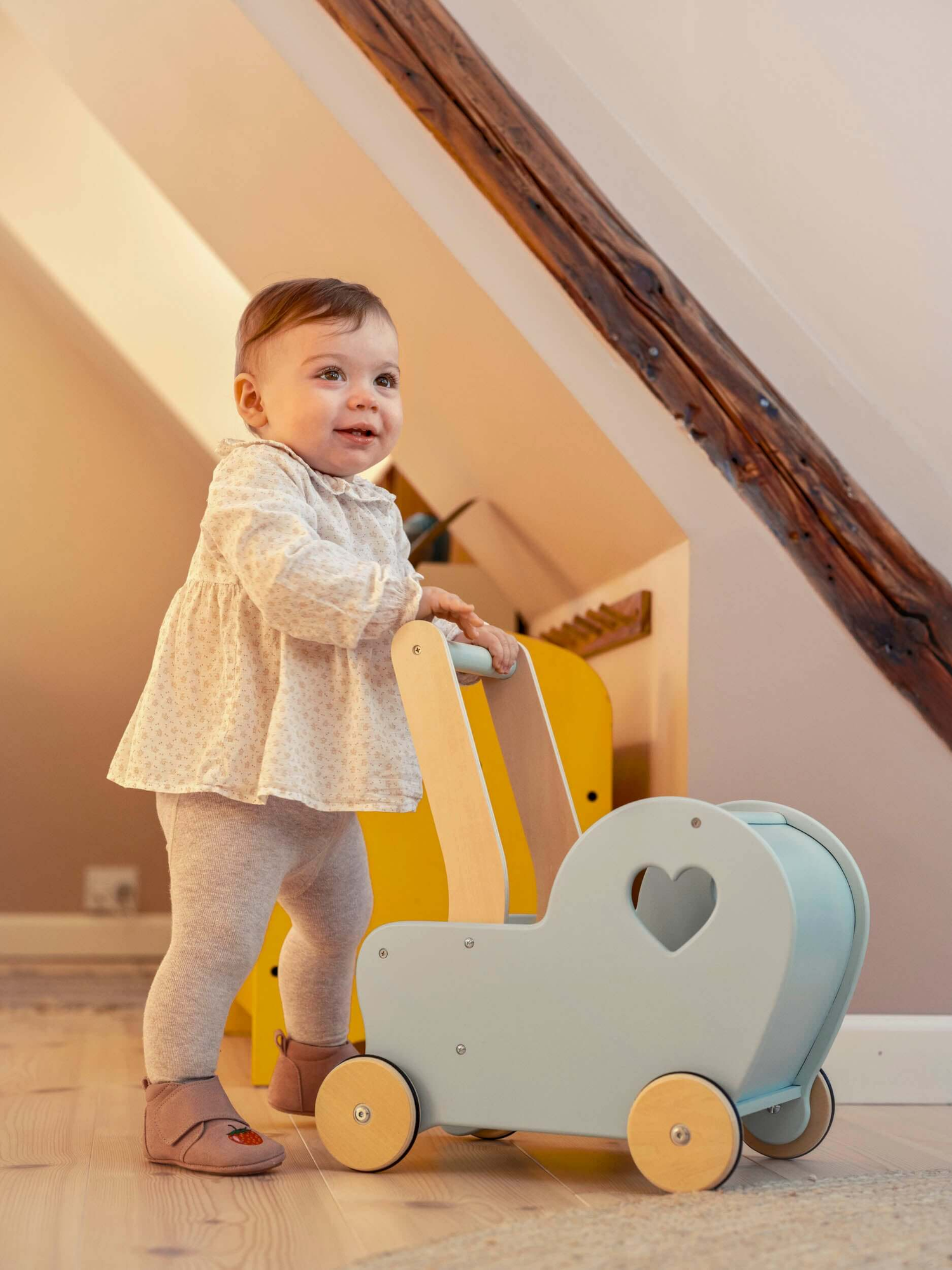 Doll Strollers & Baby Walkers