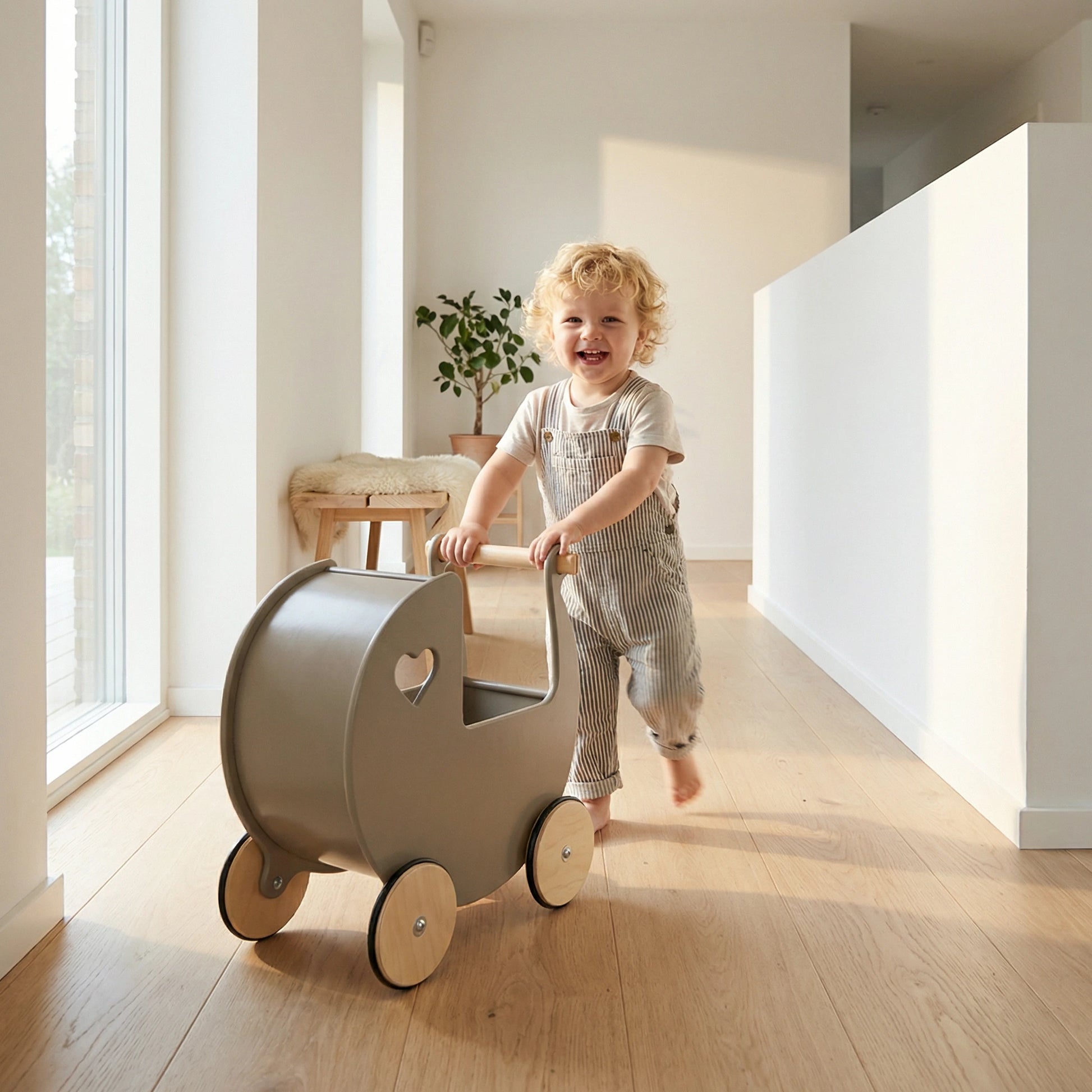 Traditional Doll Stroller Warm Grey