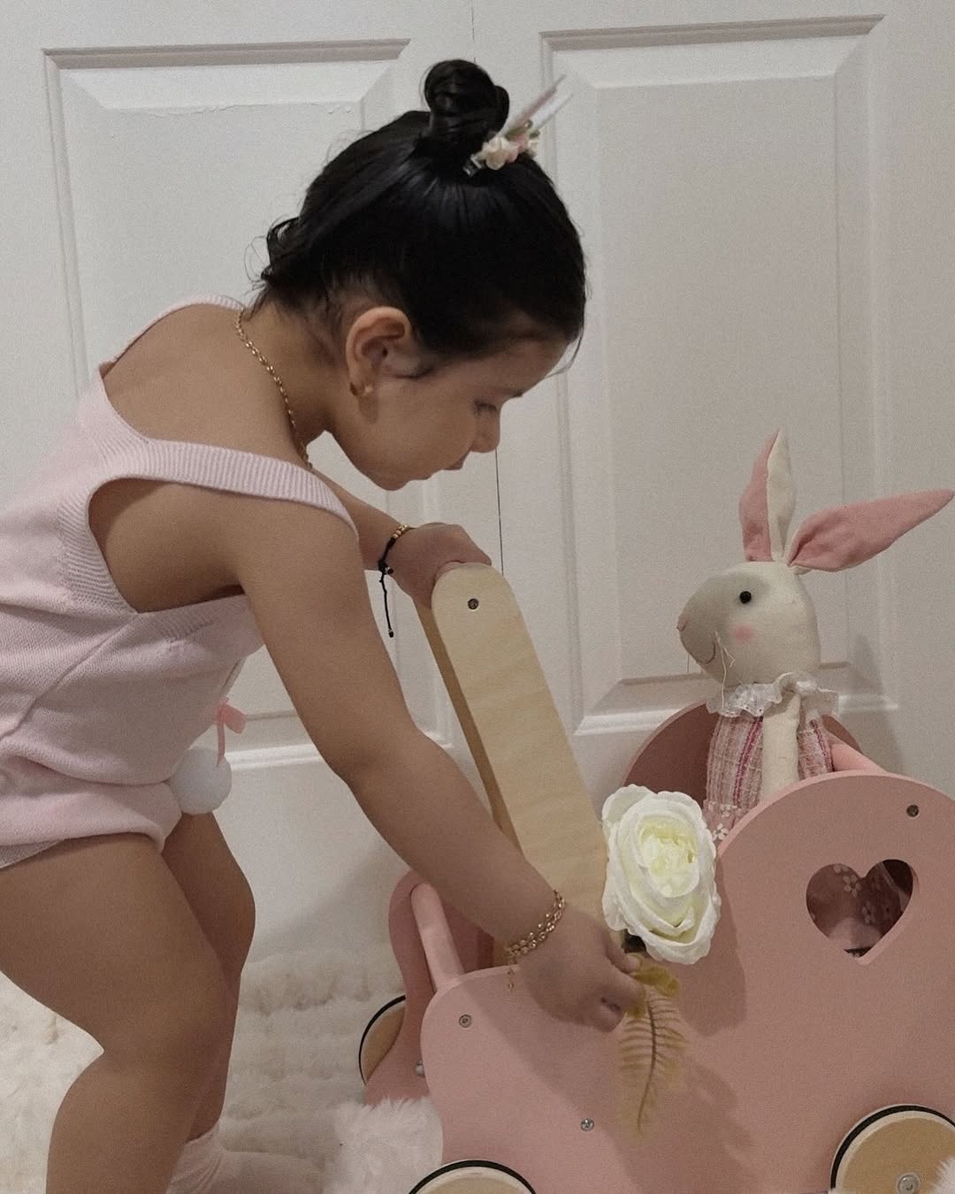 Essential Heart Pram Pink 2337 C