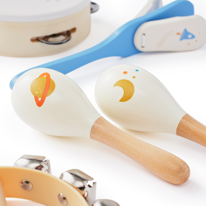 Music set space in wooden tray